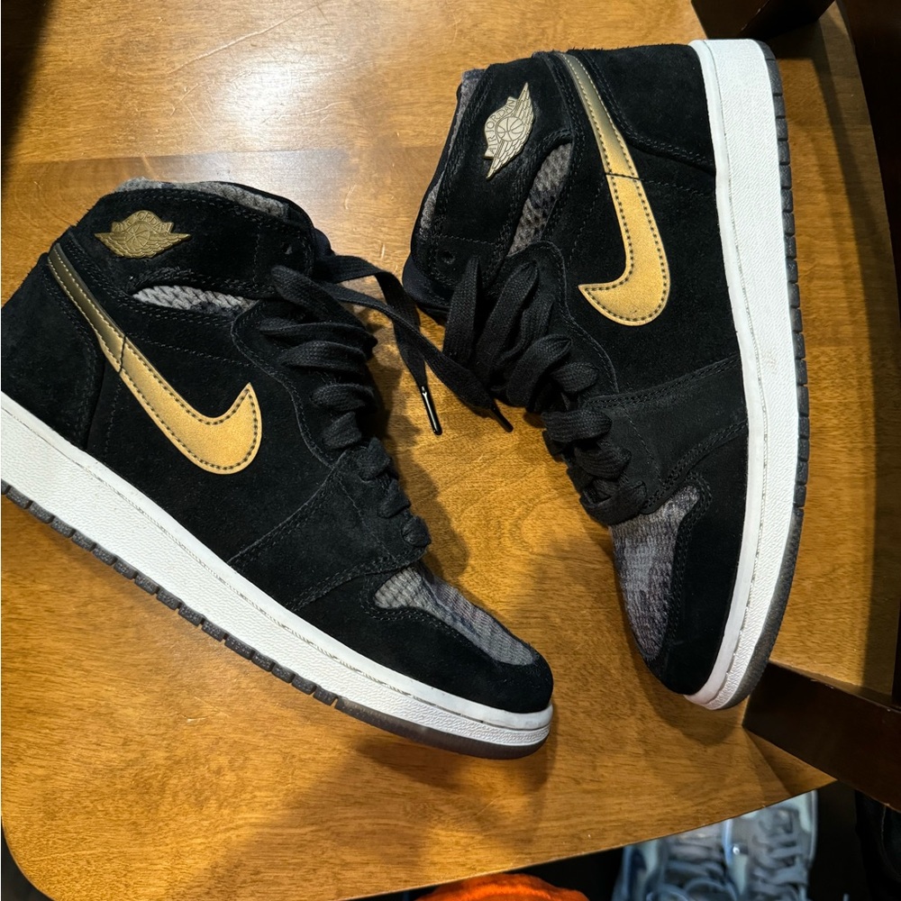 AIR JORDAN 1 RETRO HIGH GG HEIRESS CAMO